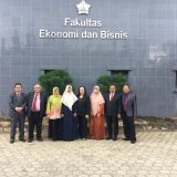 Foto bersama Penguji Ujian Tertutup An. Nurlina