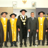 Ujian Promosi Doktor Hendra Syahputra 